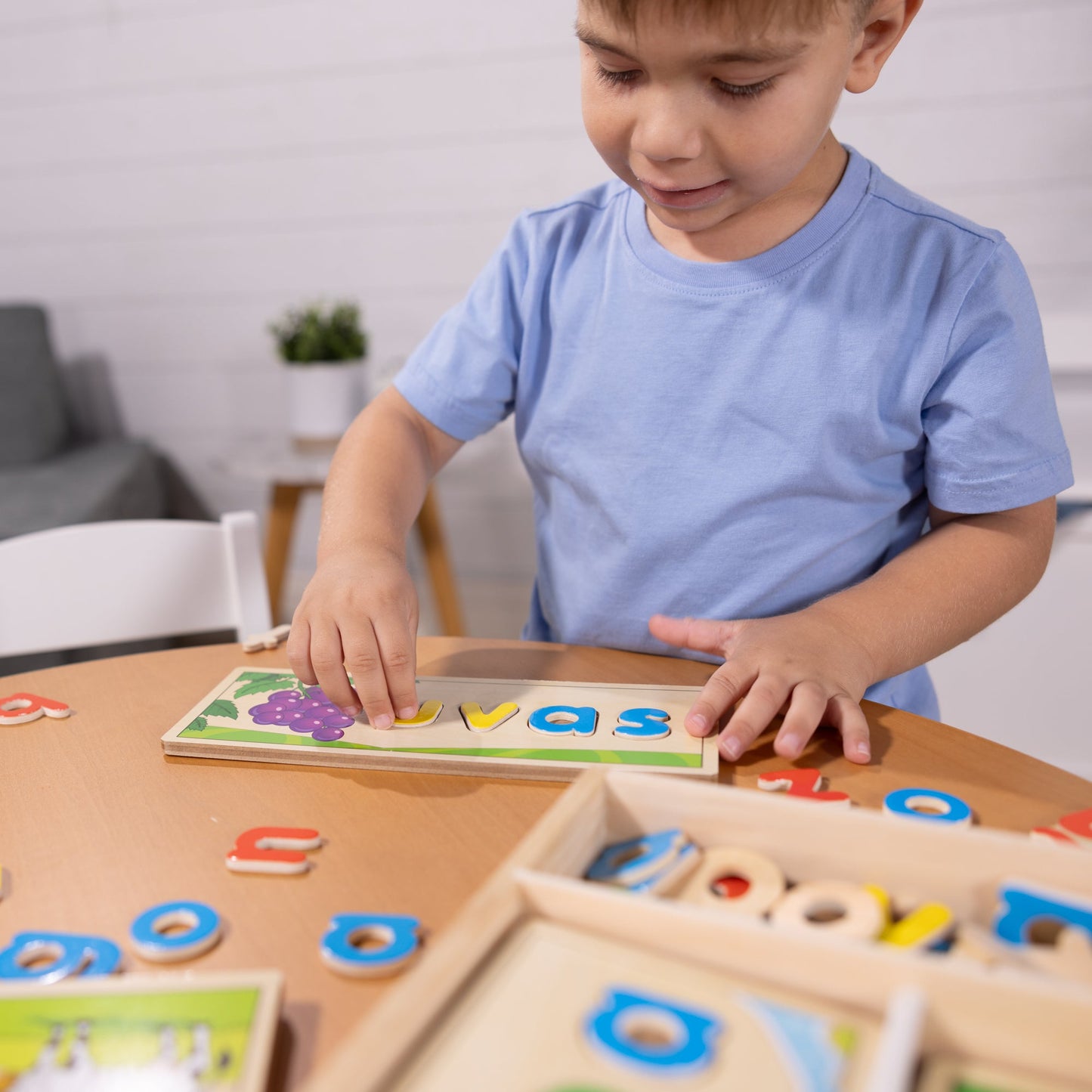 Spanish See & Spell Learning Toy